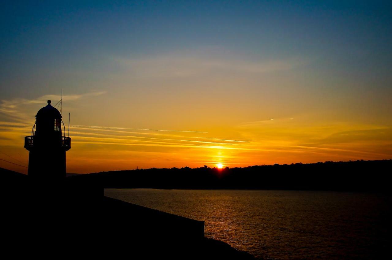 Youghal Extérieur photo